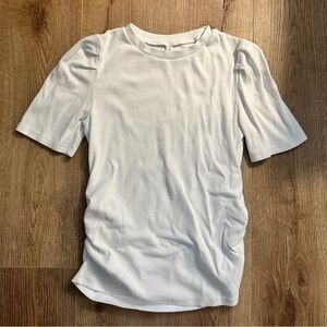 Women’s NWOT Maternity White Ribbed Short Sleeve Crewneck Tee in Size Large